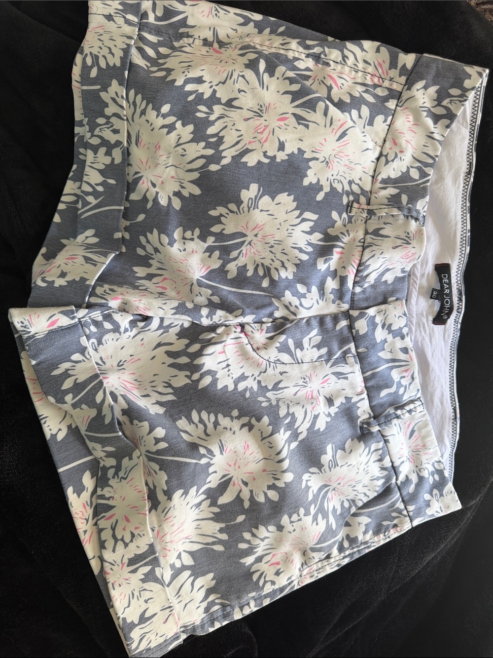 Dear John Gray Floral Cotton-Blend Women's Shorts with Cream and Pink Accents